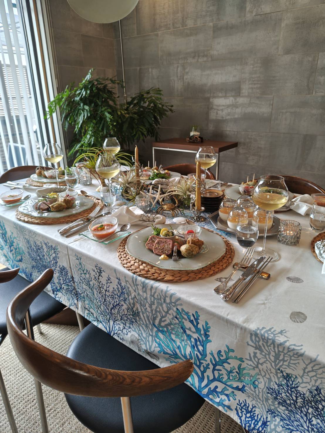 Natural Diningレッスンで作られた美しい春の料理とテーブルコーディネート