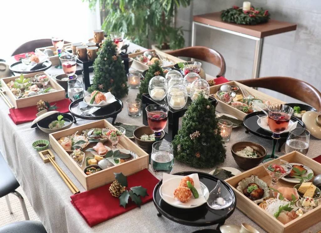 季節の食材を使った美しい料理とテーブルセッティング